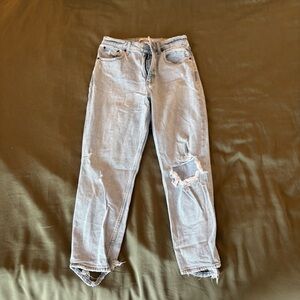 Stylish Gray Distressed Women's Jeans